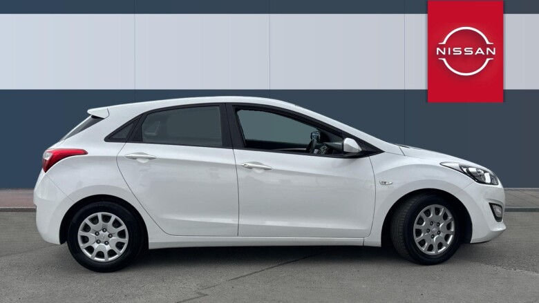 Hyundai i30 1.6 CRDi Blue Drive Classic 5dr Diesel Hatchback